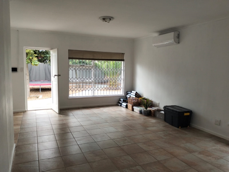 To Let commercial Property for Rent in Durbanville Western Cape